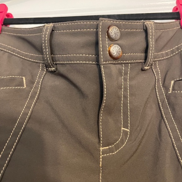 Athleta Brown Cargo Pants Relaxed Fit - Picture 2 of 4